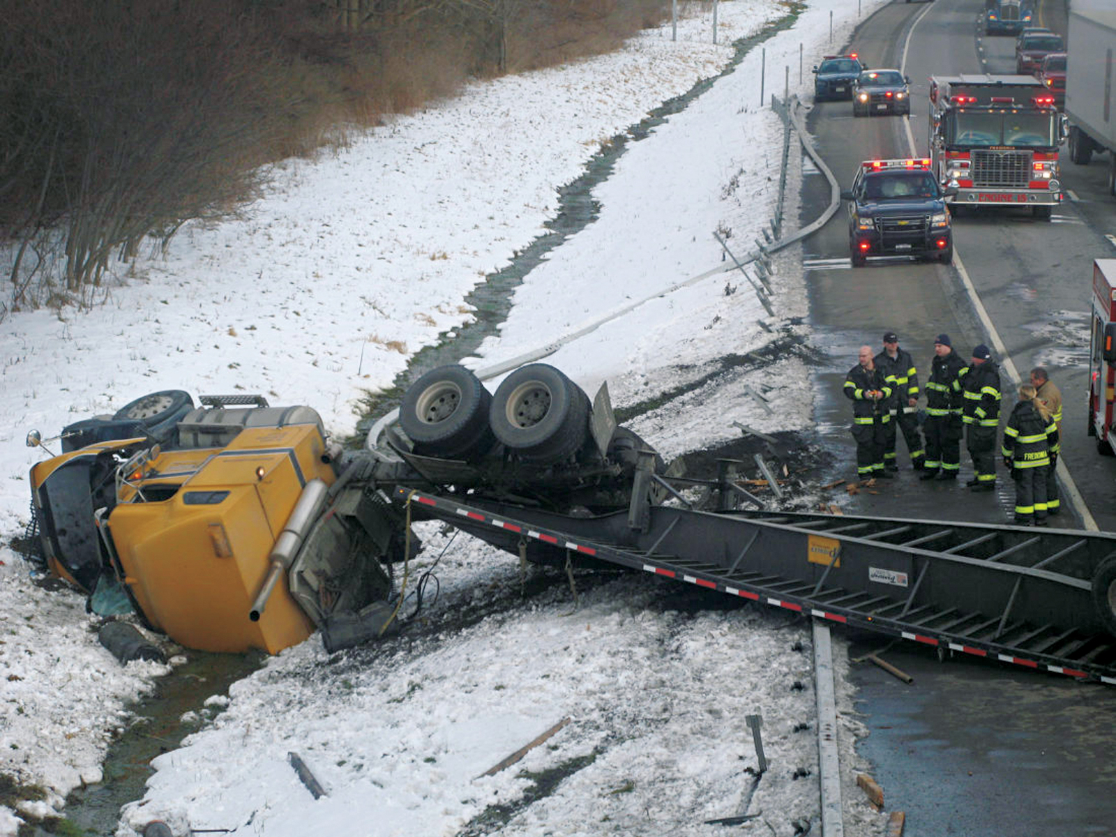 Tractor trailer crashes on thruway News, Sports, Jobs Times Observer